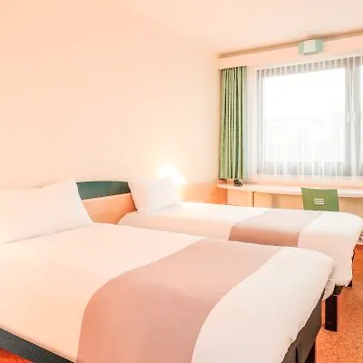 Ibis Am Stadthafen Росток